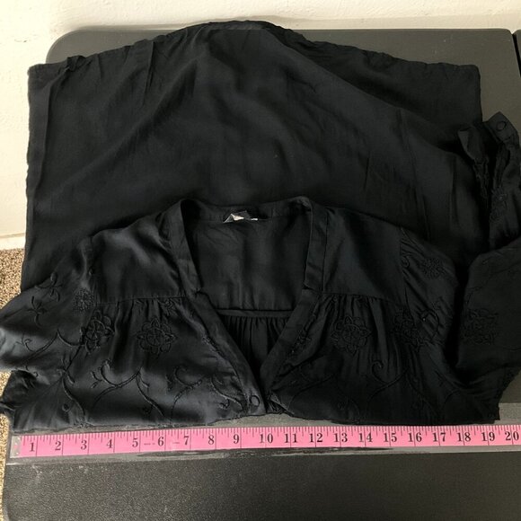 Lucky Brand Top Women S Black V-Neck Embroidered Button Up Whimsigoth Dark Fairy - Picture 8 of 11